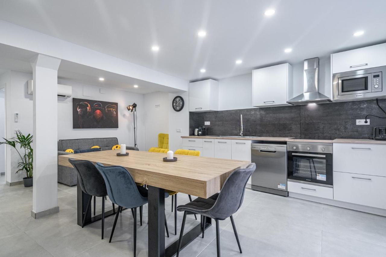 New Modern Cozy Apartment Valencia Exterior foto